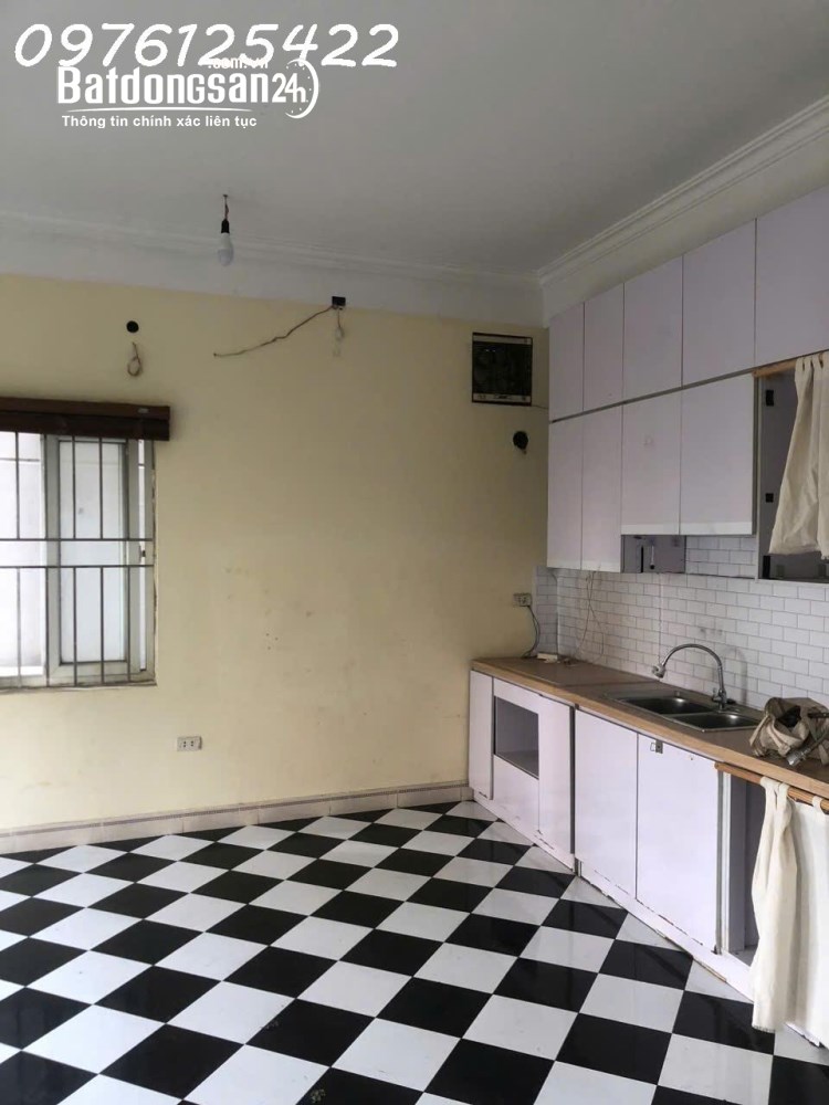 Cho thuê nhà mặt tiền 4T, giá 10,7 tr/th, Phường Kiến Hưng (Q Hà Đông cũ), TP Hà Nội