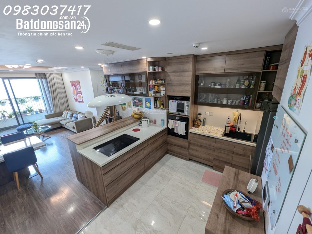 Bán căn hộ 100m2, 13 tỷ, bao phí + full đồ, P. Phú Thượng (Q Tây Hồ cũ), TP Hà Nội