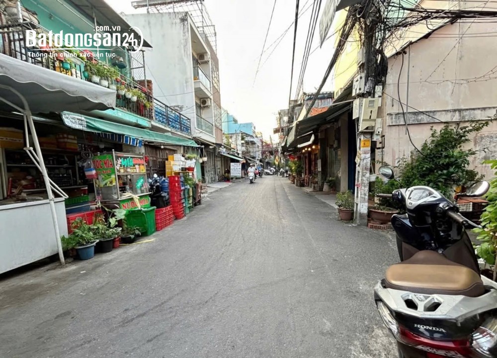 Bán nhà 44m2, giá 4.5 tỷ, Đường Hưng Phú, P. Bình Đông (Quận 8 cũ)