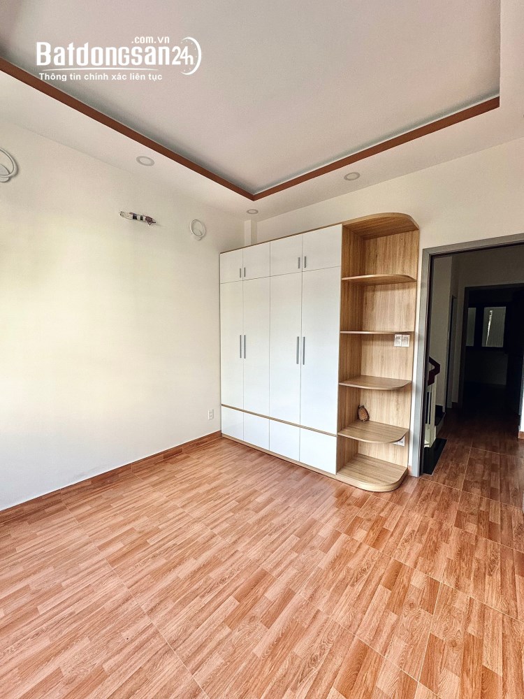 Nhà mới, Âu Cơ -Tân Bình, HXH, 38m2, 4 tầng, 7.x tỷ.