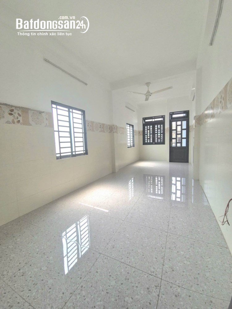 Nhà đẹp, Ni Sư Huỳnh Liên -Tân Bình cũ, HXH, 38m2, 4 tầng, 5.7tỷ có thương lượng. 