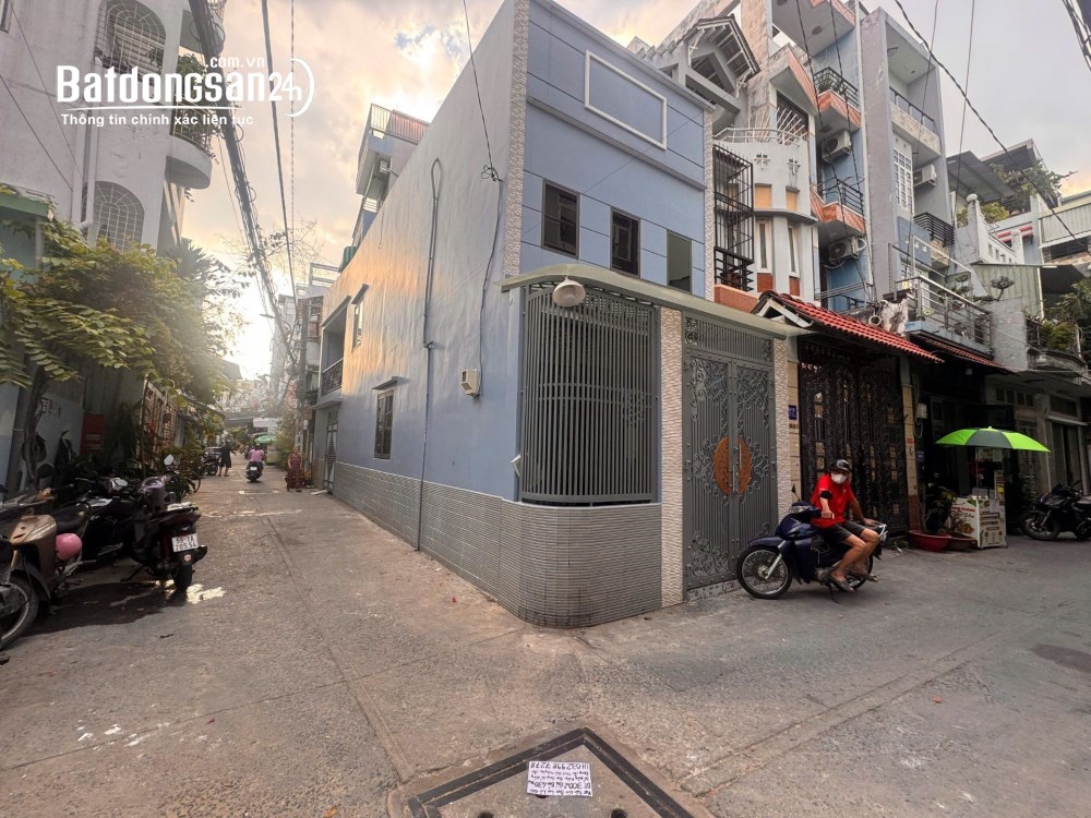 Nhà Lạc Long Quân, 5 tầng, HXT, 50m2, ngang 3,9m x  dài 12,8m, nhỉnh 7,x tỷ