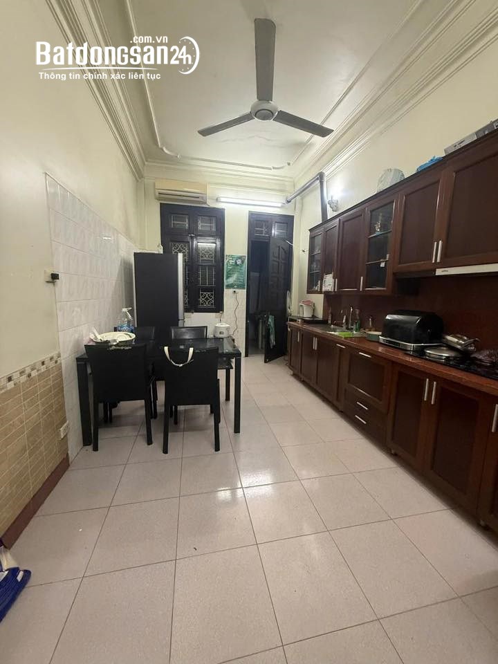 Bán nhà phố Trần Đại Nghĩa, Hai Bà Trưng 63m2, 4 tầng, Giá 15.7 tỷ.