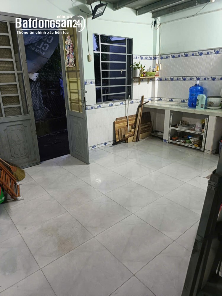 CC bán nhà 20m2, 2 tầng, giá 650 tr, Đường Nguyễn Bình, (H Nhà Bè cũ), TP Hồ Chí Minh