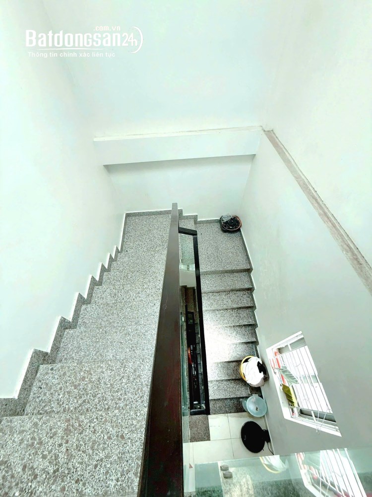 Bán nhà 4 tầng, 50m2, giá 3.95 tỷ -  Khúc Thừa Dụ, P. An Biên (Quận Lê Chân cũ), TP Hải Phòng