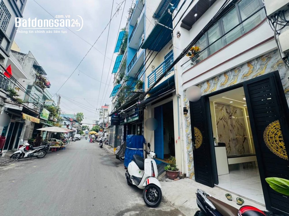 Bán nhà 3 tầng, 31m2, giá 6.5 tỷ, Đường Dương Bá Trạc, P. Bình Đông (Quận 8 cũ).