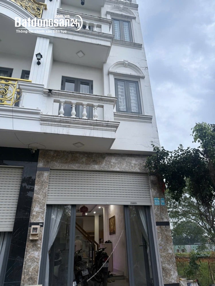 Bán nhà 57m2, giá 4.5 tỷ TL, Hẻm xe hơi 6m thông thoáng, P. Bình Tân, TP Hồ Chí Minh