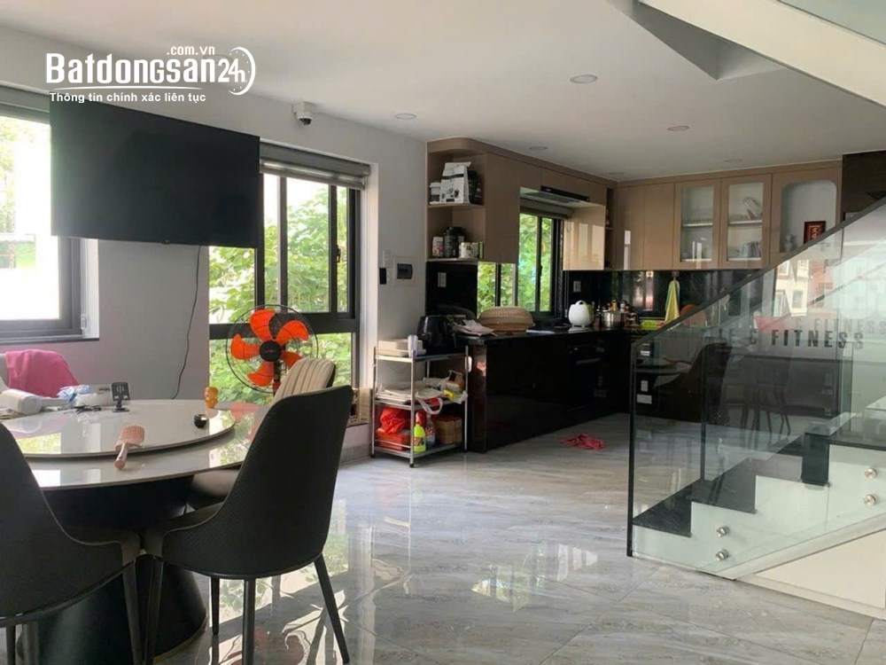 Bán nhà 57m2, giá 4.5 tỷ TL, Hẻm xe hơi 6m thông thoáng, P. Bình Tân, TP Hồ Chí Minh