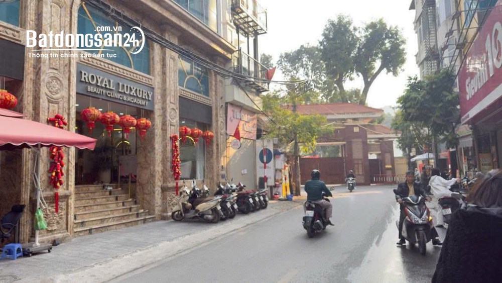 Bán nhà 5 tầng, 50m2, TM, giá 18 tỷ, Đường Khương Đình, (Q Thanh Xuân cũ)