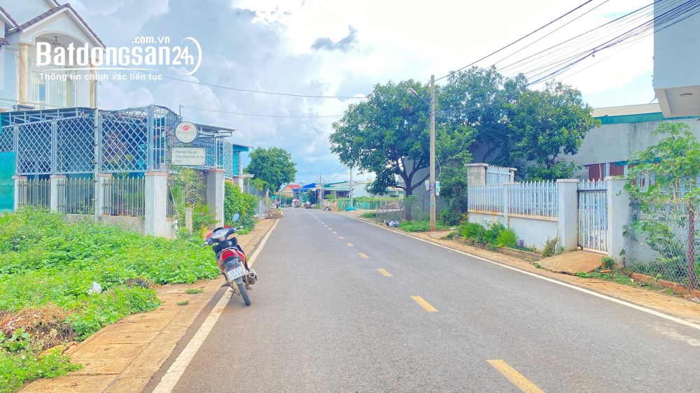 Bán đất mặt tiền 4200m2, trung tâm sầm uất, giá 21 tỷ, An Dương Vương, Xã Đức Trọng, Lâm Đồng