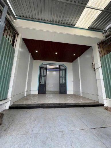 Nhà Hóc Môn – 94m², 2PN – Sổ Hồng Riêng – Ô Tô Đậu Cổng – Giá Chỉ 880 Triệu TL