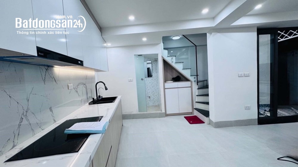 NHÀ THÔNG PHỐ TRUNG PHỤNG - XÃ ĐÀN, 32m2, FULL NỘI THẤT, VỀ Ở NGAY, nhỉnh 6 tỷ.