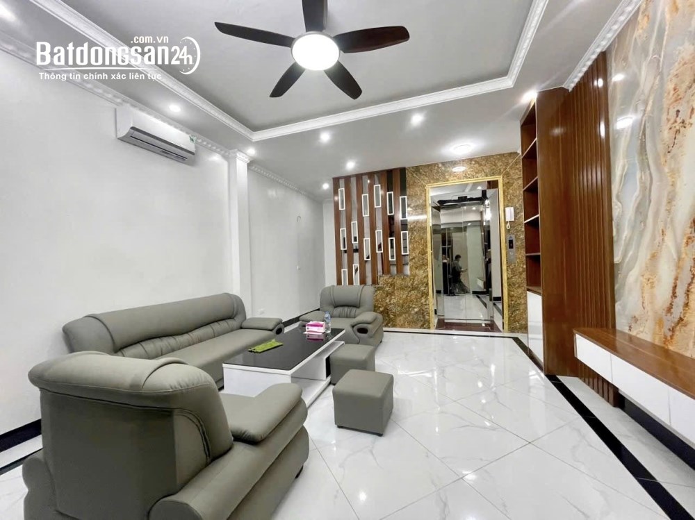 Bán nhà ngõ 401 Xuân Đỉnh – xây mới – có thang máy – giá 8,8 tỷ - Ngõ oto.