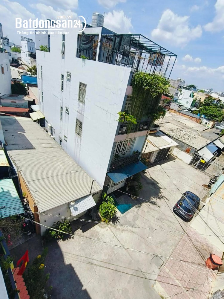 Nhà mặt tiền 4 lầu Bùi Minh Trực/ Quận 8. Giá chỉ hơn 9 tỷ còn thương lượng.