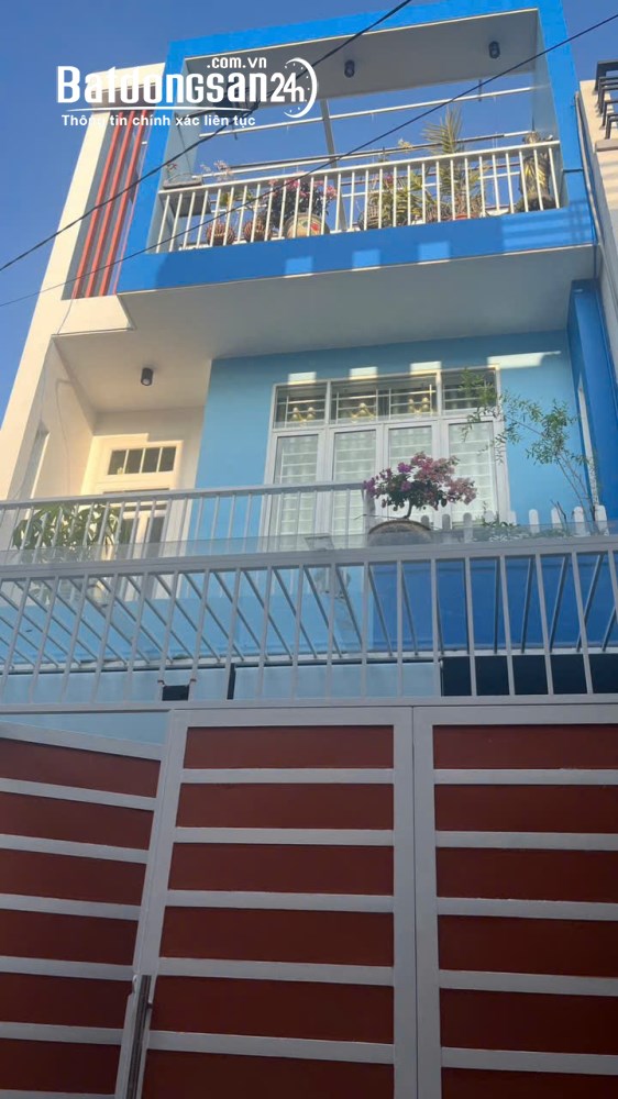 Bán nhà đúc 2,5 tấm hẻm 142 đường số 339 P. Phước Long B, Q9 cũ