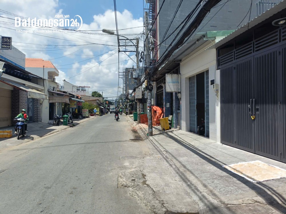 Bán Nhà mới 1 trệt 1 lầu hẻm xe tải lớn đường Sinco, Bình Tân, giá 9.6 tỷ (thương lượng)