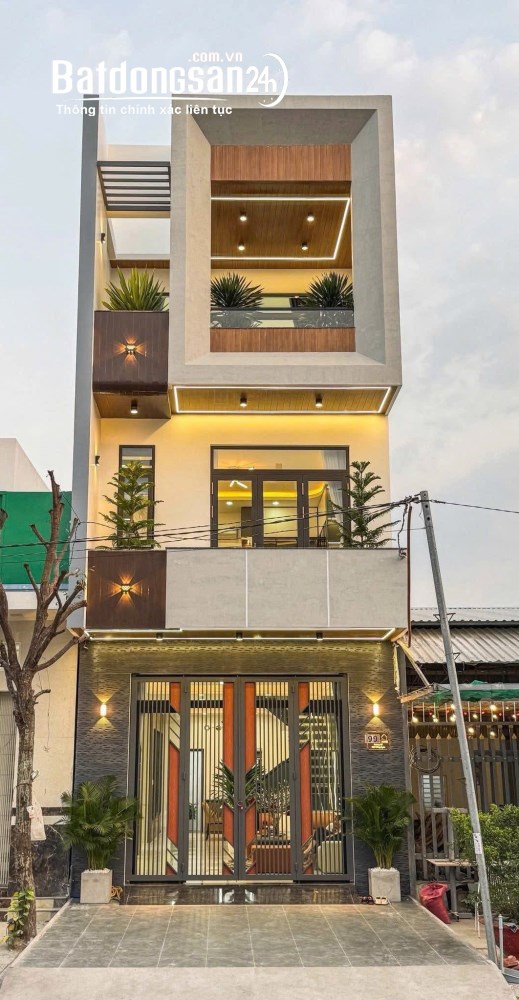 Cần bán nhanh căn nhà mới xây, đất sạch, 1 trệt 2 lầu tại Thủ Dầu Một, Bình Dương