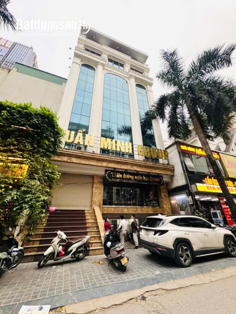 Chào thuê 160m2 sàn VP, mặt phố Trần Thái Tông, giá hợp lý, sẵn bàn giao, giá 40 tr/th.