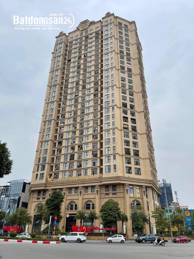 Bán gấp căn hộ chung cư cao cấp Tân Hoàng Minh đường Lạc Long Quân – 2PN và 3PN