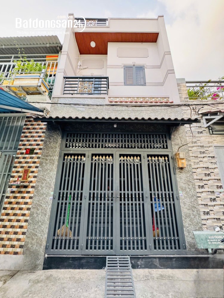 Bán nhà 2 tầng, 4om2, 2PN, 2WC, hẻm 4M, chỉ 4.6 tỷ, P. Bình Tân, TP Hồ Chí Minh