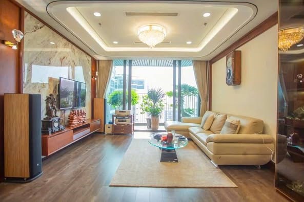 ( Hàng Đẹp) Chung cư đường Hoàng Quốc Việt , Cầu Giấy – 93m2 ( 3PN), Giá chỉ 8 tỷ.