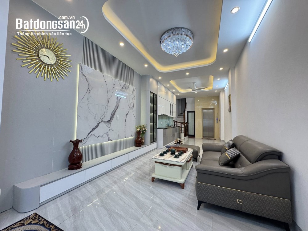 Nhà 6 tầng, TM,12.5 tỷ, sổ đỏ vuông đẹp, ss giao dịch, Đ. Giáp Nhị, P. Định Công (Q Hoàng Mai cũ).