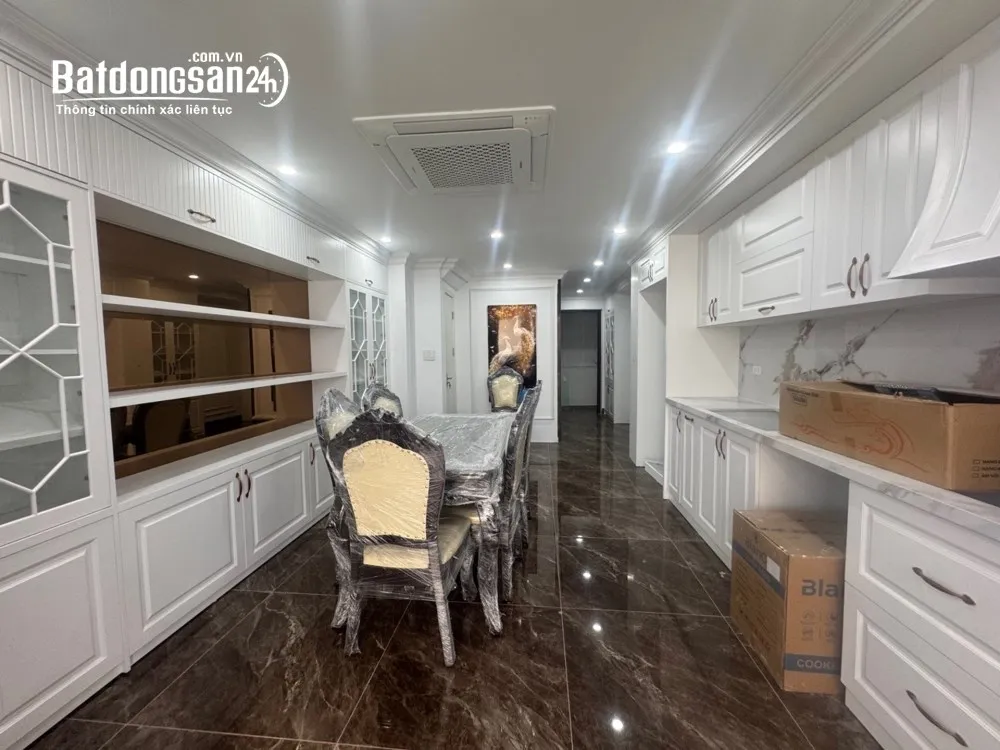 Bán nhà 6 tầng, TM, full nội thất hiện đại, Đ. Hoa Lâm, P. Việt Hưng (Q Long Biên cũ).