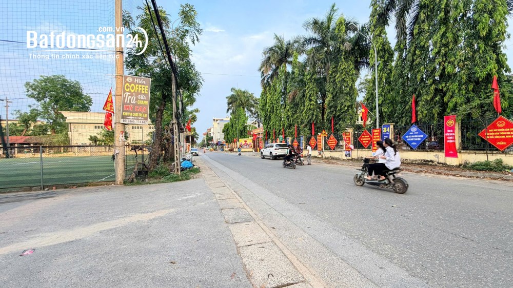 LÔ GÓC, VIEW HỒ, 100M2 FULL ĐẤT Ở, CHỈ HƠN 4 TỶ, Xã Phú Cát (H Quốc Oai cũ).