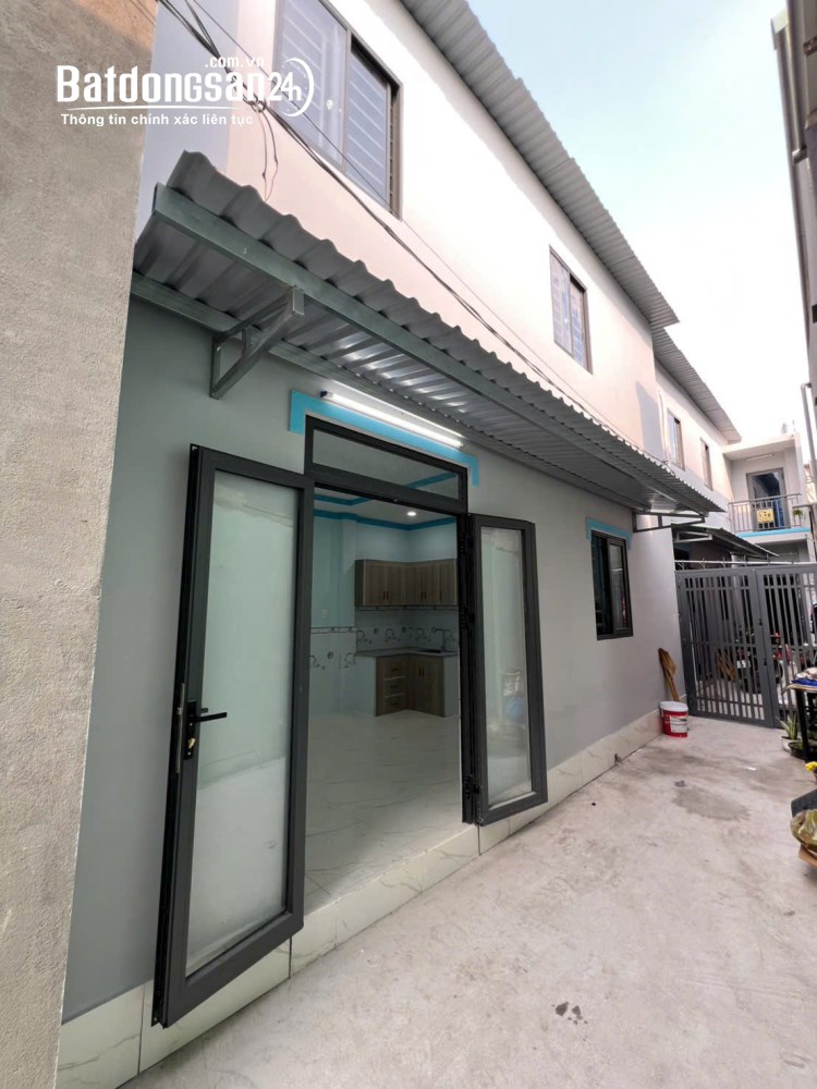  Bán nhà 1 trệt 1 lầu 30m2, đường ô tô, chỉ 850 triệu, P. Biên Hòa, Đồng Nai.