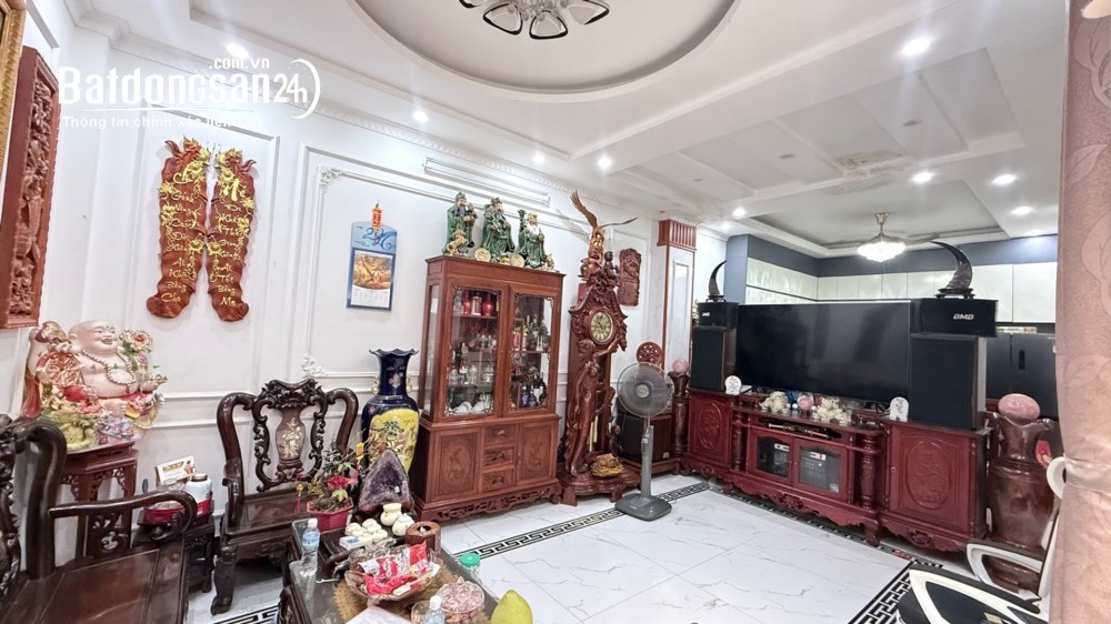 Bán nhà Phố Mai Phúc, Phường Việt Hưng (Q Long Biên cũ), Hà Nội