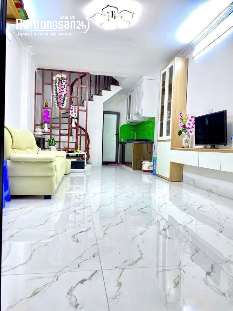 Nhà 4 tầng, 30m2, nở hậu, giá 6.8 tỷ, TL, Khương Trung, P. Khương Đình (Q Thanh Xuân cũ).