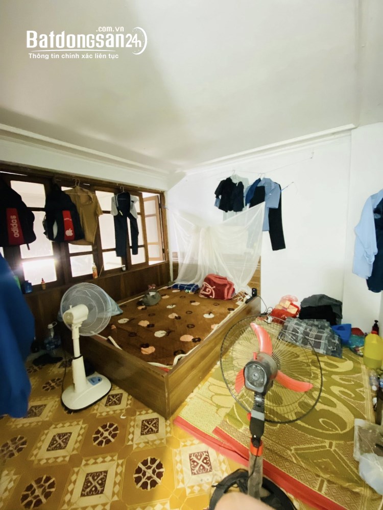 Nhà 28m2, 3 tầng, giá 6 tỷ, sổ đỏ chính chủ siêu đẹp, Nguyễn Trãi, P. Phương Liệt (Q Thanh Xuân cũ)