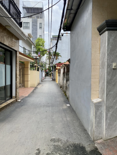 NHÀ MỚI 5T – LÔ GÓC – TRUNG TÂM CỰ KHỐI, LONG BIÊN – CHỈ 3,9 TỶ.