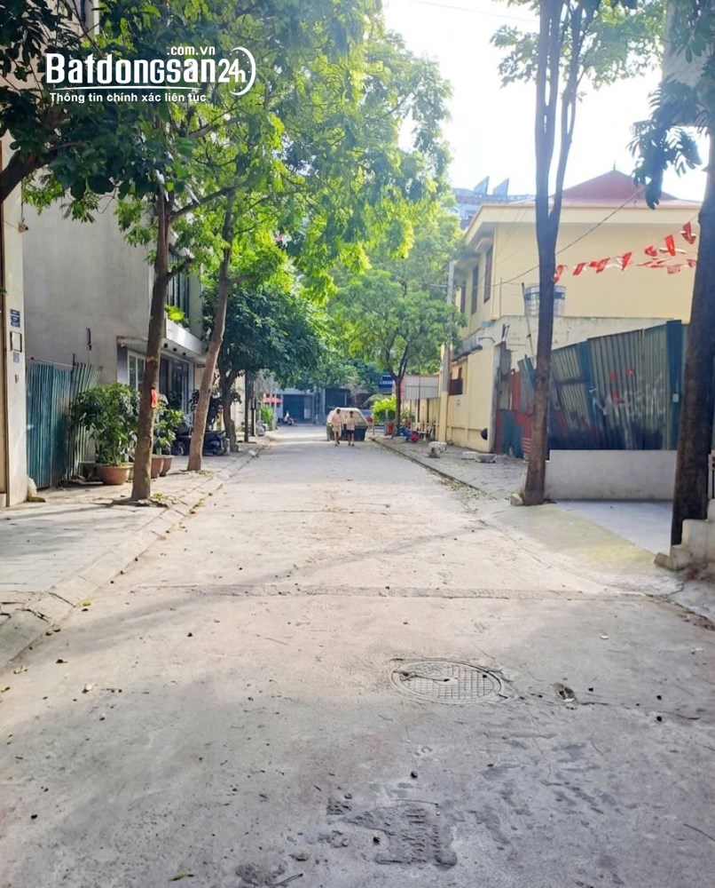 Bán đất 80m2, vuông vắn, thích hợp ở hoặc đầu tư, Đ. Hồ Chí Minh, Xuân Mai (H Chương Mỹ cũ).