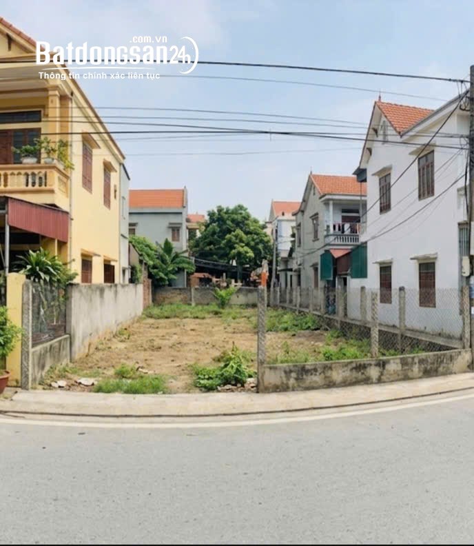 Bán đất 80m2, vuông vắn, thích hợp ở hoặc đầu tư, Đ. Hồ Chí Minh, Xuân Mai (H Chương Mỹ cũ).