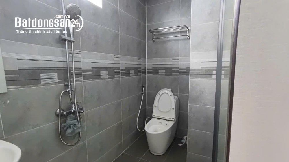 CHO NỮ SHARE PHÒNG CHUNG CƯ SÁT Q1 – 96M2 - 6TR/TH. LH:0908396789
