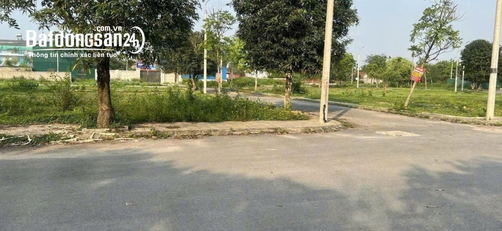 Bán đất 100m2, giá 4.3 tỷ, Hồ Sen Lotus, Đường 21, Xã Hòa Lạc (H Thạch Thất cũ)