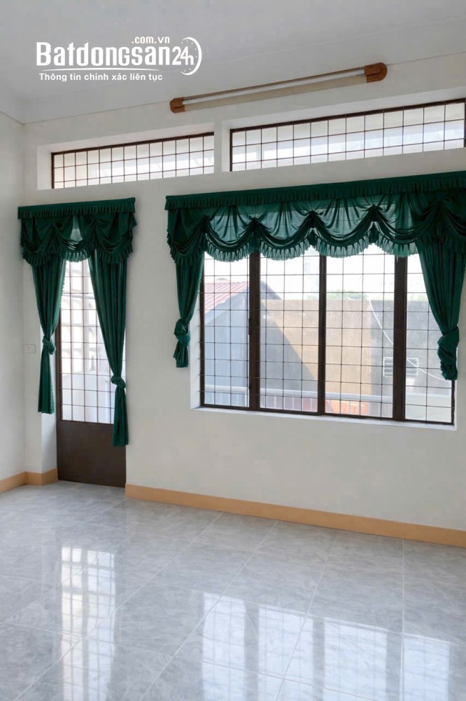 Bán nhà 135m2, Sổ riêng, full thổ cư 100%, chỉ 5.8 tỷ, Quốc Lộ 51, P. Long Hưng, Tỉnh Đồng Nai.