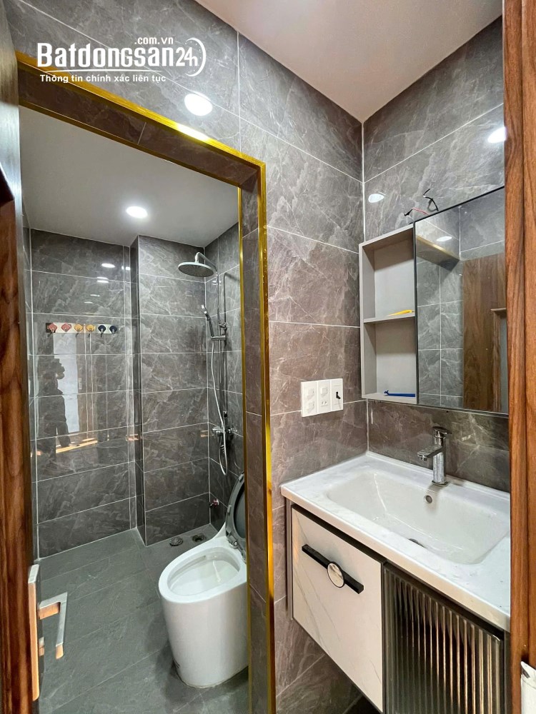 NHÀ 5 TẦNG HẺM XE HƠI 5M SÁT MẶT TIỀN P5 GÒ VẤP – NỞ HẬU TÀI LỘC – TẶNG FULL NỘI THẤT
