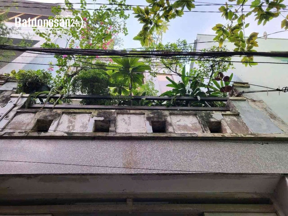 Bán nhà 1 trệt, 2 lầu + sân thượng, giá 5.4 tỷ, Đ. Nguyễn Du, P. Hạnh Thông (Q Gò Vấp cũ).