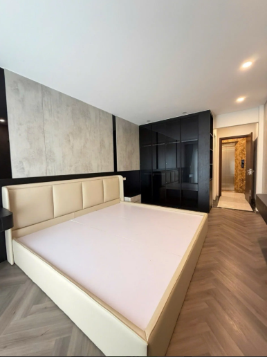 Nhà Đẹp Thượng Thanh/Long Biên – 53m² – 5 Tầng, TM – Full Nội Thất – Nhỉnh 10 Tỷ.