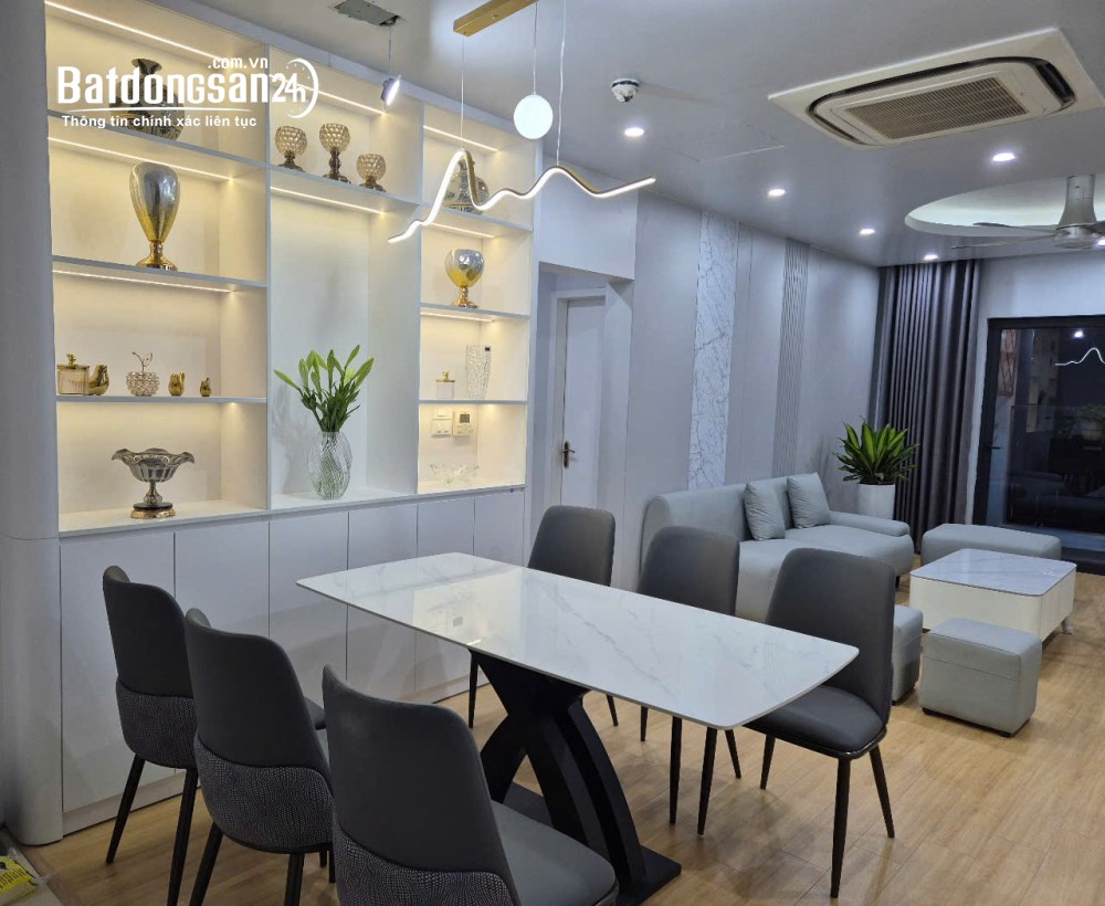Bán nhanh căn hộ chung cư Nghĩa Đô đường Hoàng Quốc Việt – 50m2 ( 2PN) Giá 4,7 tỷ
