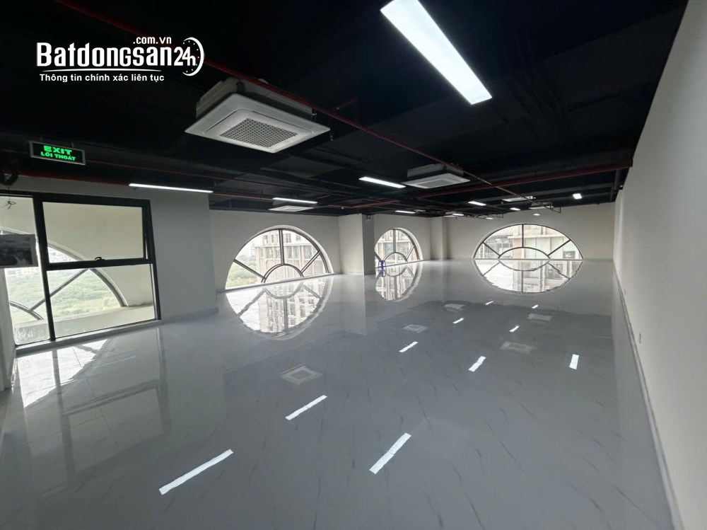 CHO THUÊ VĂN PHÒNG HIỆN ĐẠI 350M2 TÒA HOUSINCO NGUYỄN XIỂN VỚI VỊ TRÍ ĐẮC ĐỊA.
