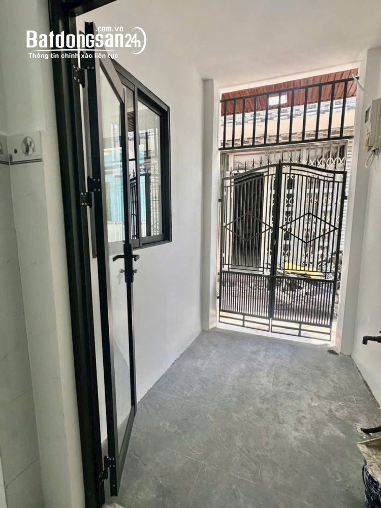  Bán nhà 1 trệt 1 lầu, trung tâm Biên Hoà 32m2, chỉ 1,68 tỷ.