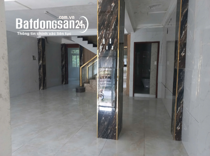 Nhà Mặt Tiền Trần Hoàng Na Ninh Kiều – 94,2m2 – 5 Tầng – MT 5,8m – Giá 8.2 tỷ