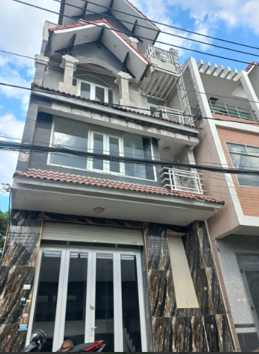 Nhà Mặt Tiền Trần Hoàng Na Ninh Kiều – 94,2m2 – 5 Tầng – MT 5,8m – Giá 8.2 tỷ
