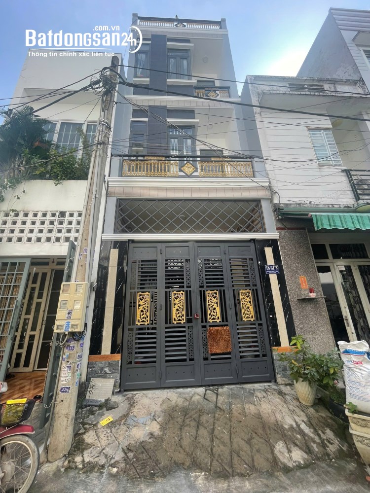 Bán nhà 1 Trệt 2 lầu, 50m2, SHR thổ cư, đường ô tô, giá 4 tỷ, Đ. Nguyễn Ái Quốc, P. Biên Hòa.