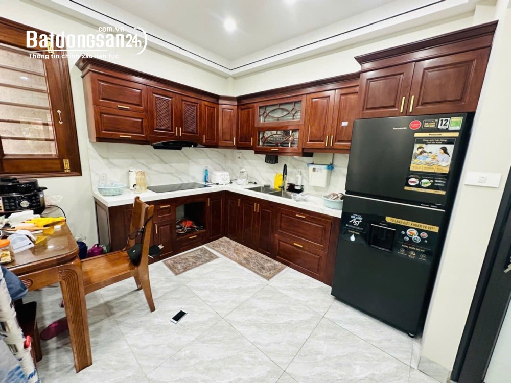 Nhà mt 38m2, nhỉnh 7 tỷ, ô tô đỗ cửa, thoáng trước sau, Quốc Lộ 32, Xã Hoài Đức, TP Hà Nội.