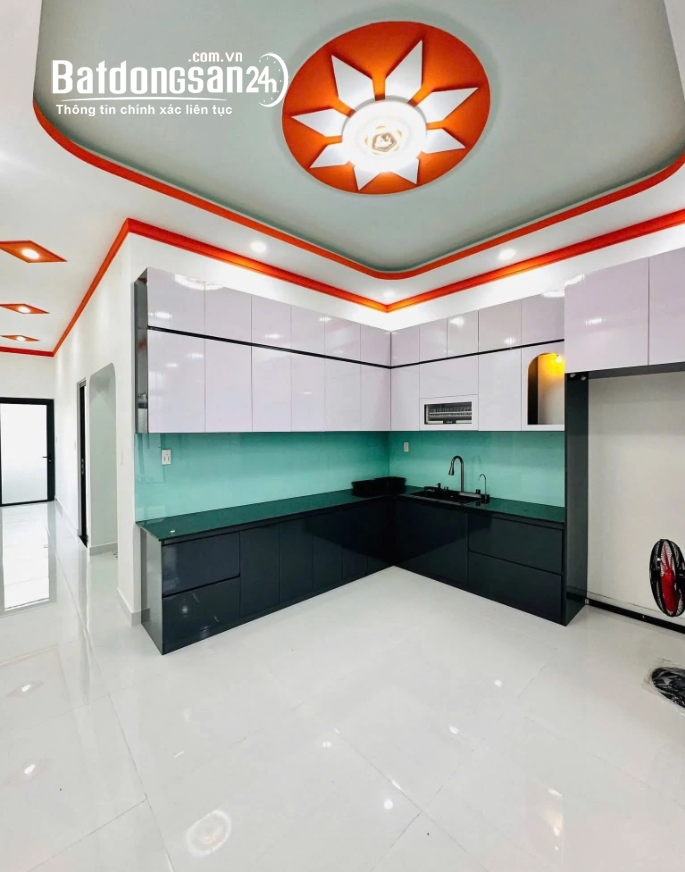Bán nhà 1 trệt 1 lầu, 120m2, giá 2.5 tỷ, Đ. Hồ Văn Cống, P. Bình Dương (Thủ Dầu Một cũ).
