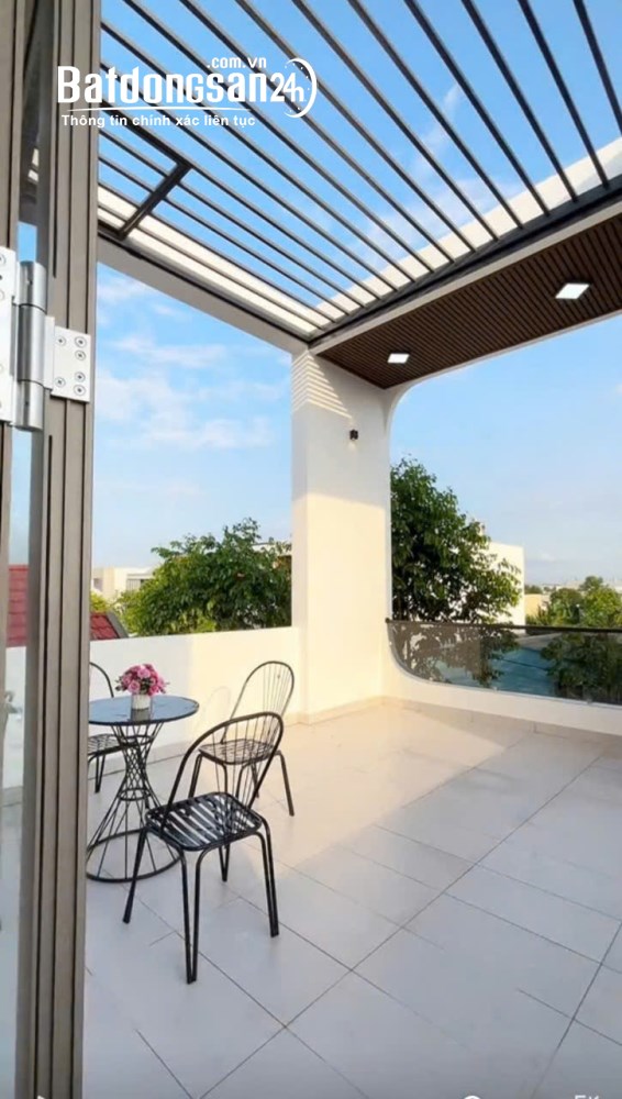 Bán nhà 1 trệt 1 lầu, 120m2, giá 2.5 tỷ, Đ. Hồ Văn Cống, P. Bình Dương (Thủ Dầu Một cũ).